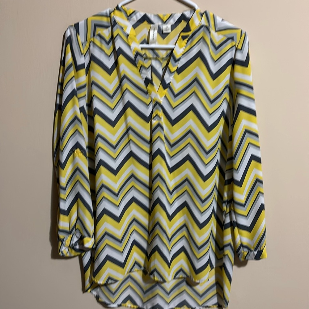 Chevron blouse, size M